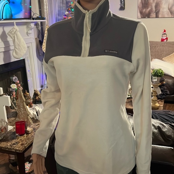 Columbia Sweaters - Columbia 🤩